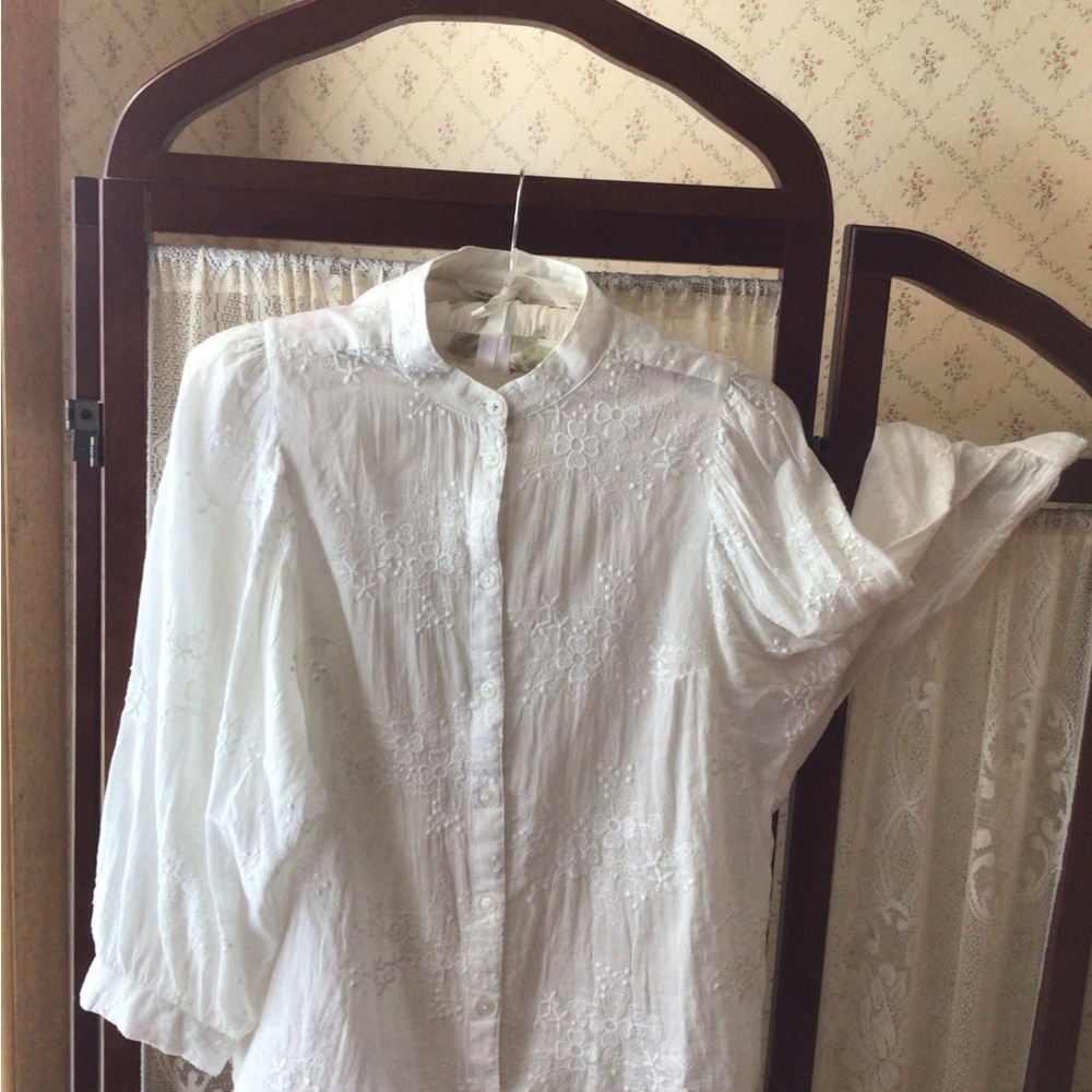Anthropologie White Embroidered Blouse